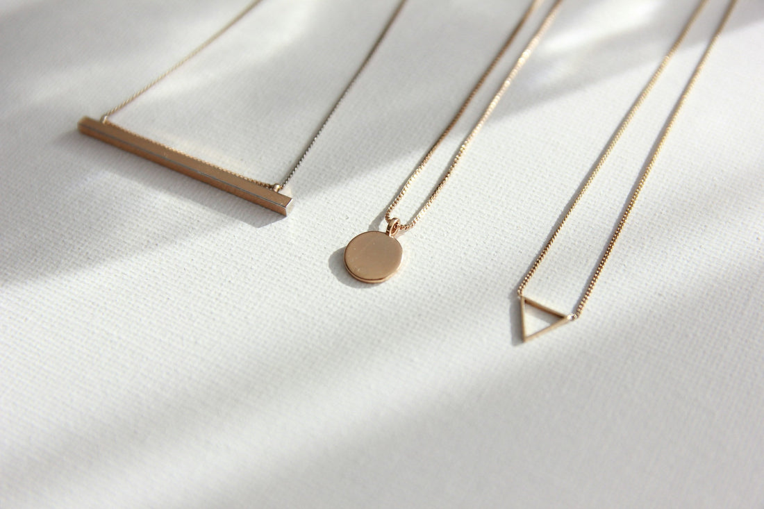 How to Clean and Store Brass Jewelry – Nalo’s Care Guide for Long-Lasting Shine